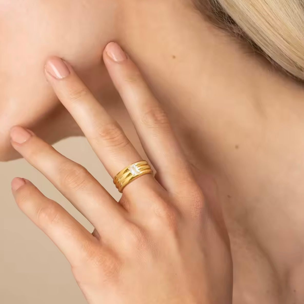ANILLO FIORE
