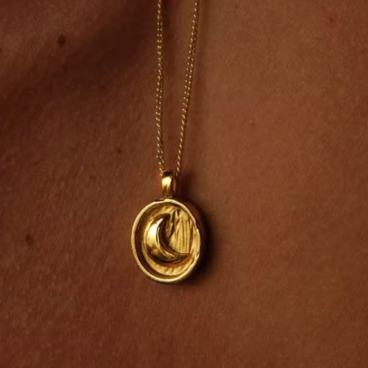 COLLAR LUNA