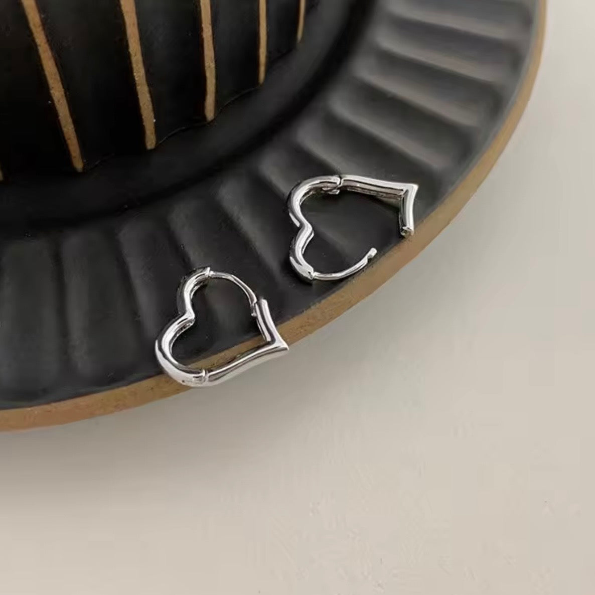 PENDIENTES LOVE
