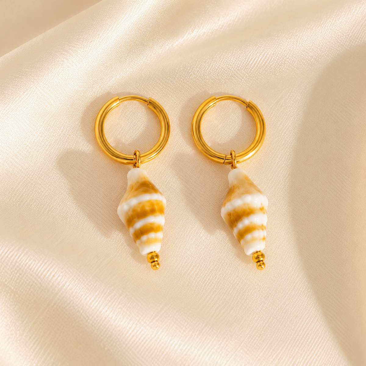 PENDIENTES MARÉ MOSTAZA